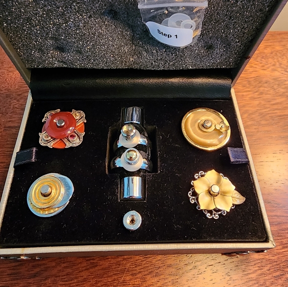 Staxx Interchangeable Ring Set New In Box With 2 Rings and Various Stackers - Picture 5 of 6